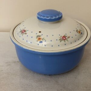 Elegant Blue Floral Ceramic Cookware